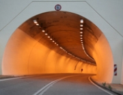 TUNNEL